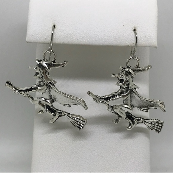 Jewelry - WITCH EARRINGS✨✨✨